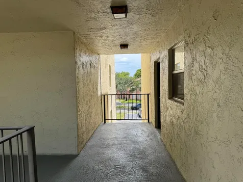 1800 SW 81st Avenue North Lauderdale FL 33068