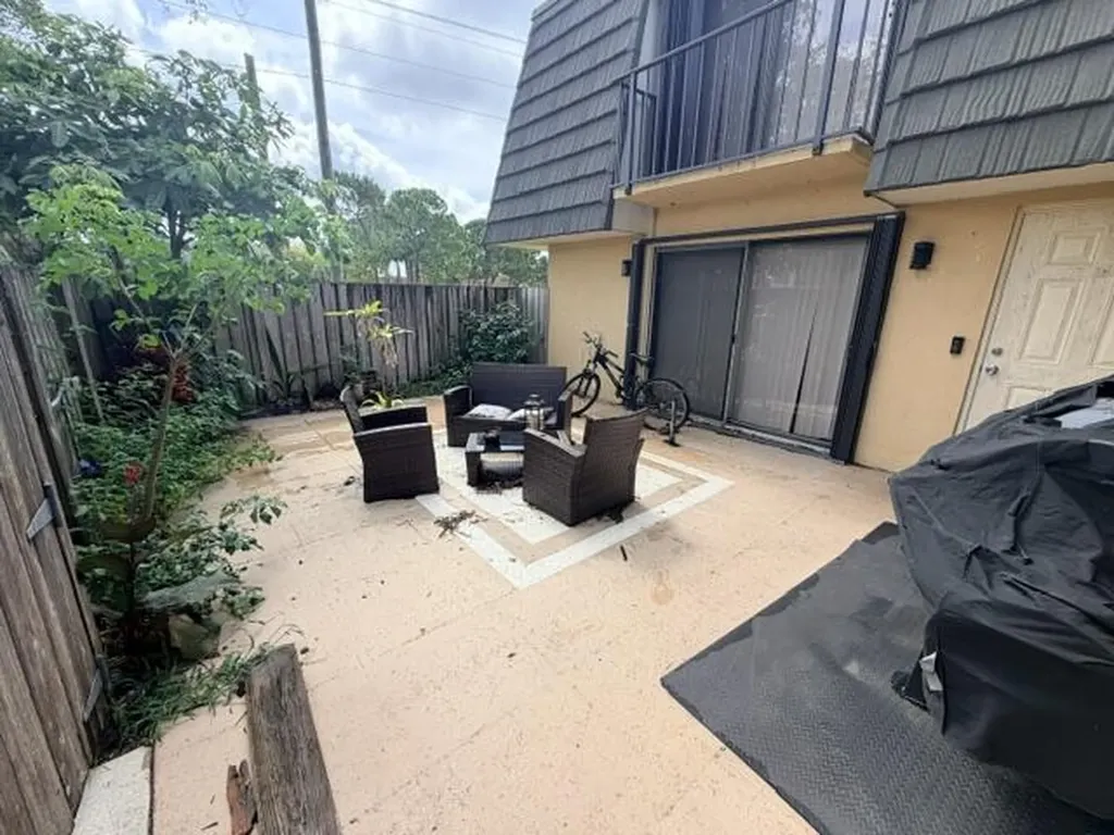 3711 37th Way West Palm Beach FL 33407
