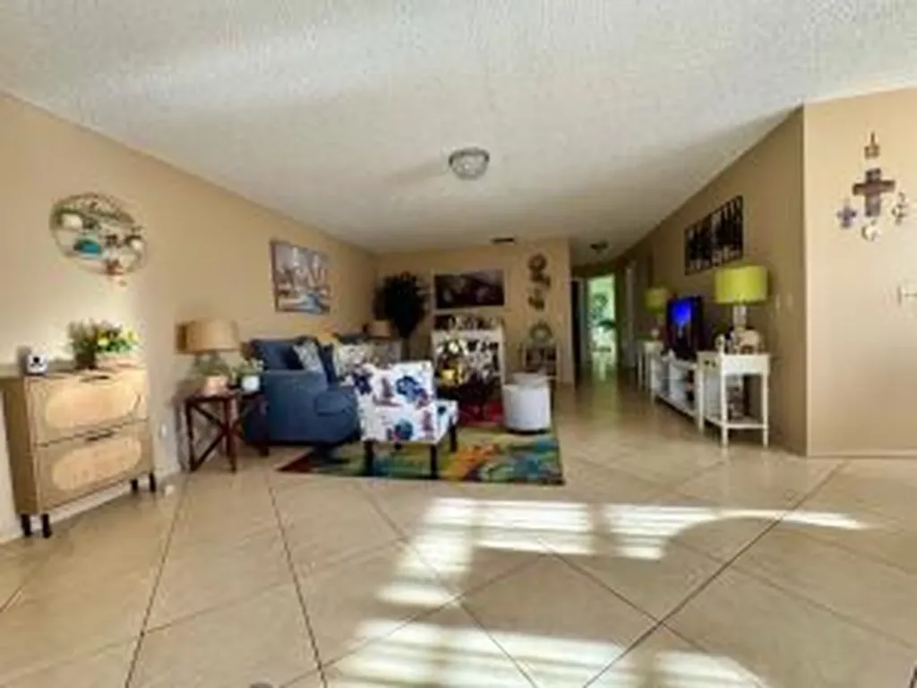 12 Lake Vista Trail Port St Lucie FL 34952