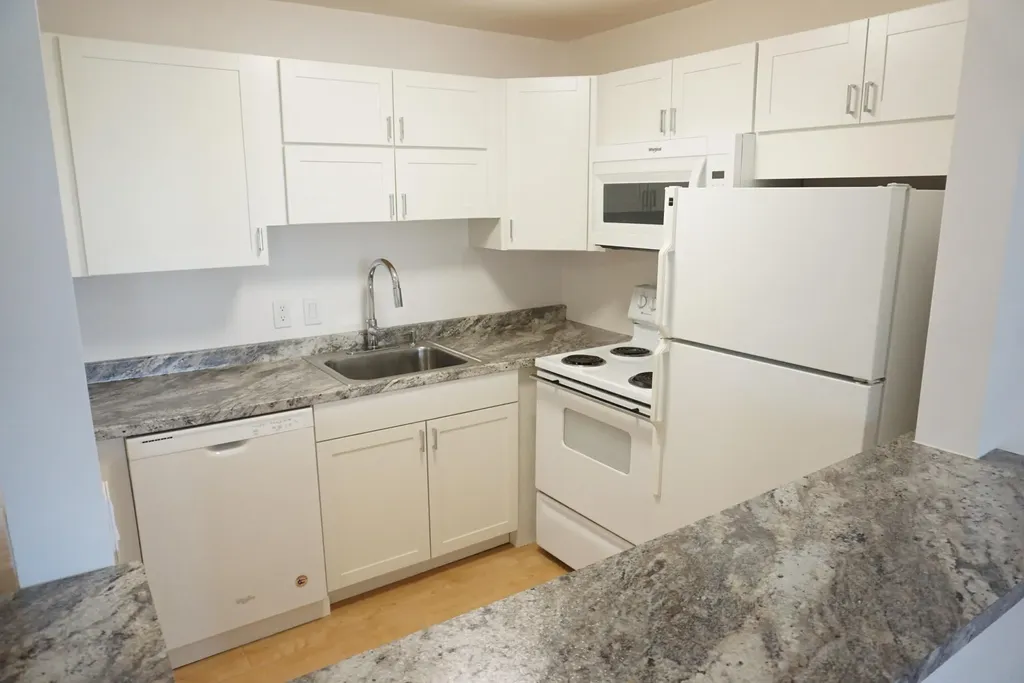 50 Canterbury B West Palm Beach FL 33417