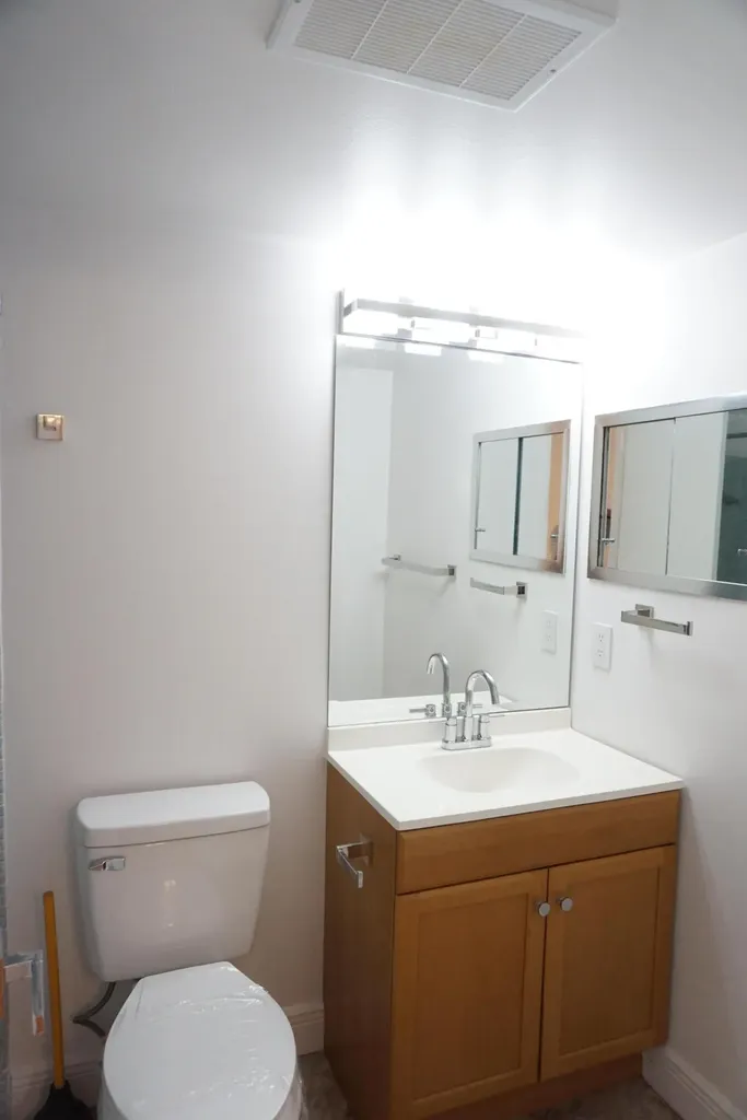 50 Canterbury B West Palm Beach FL 33417