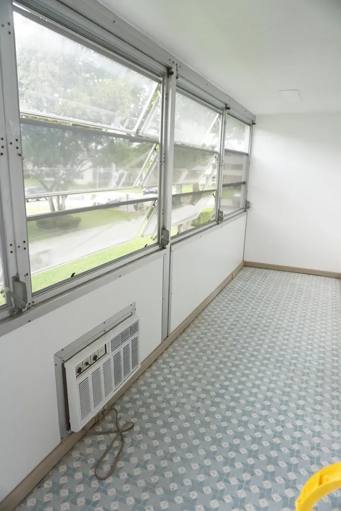 50 Canterbury B West Palm Beach FL 33417