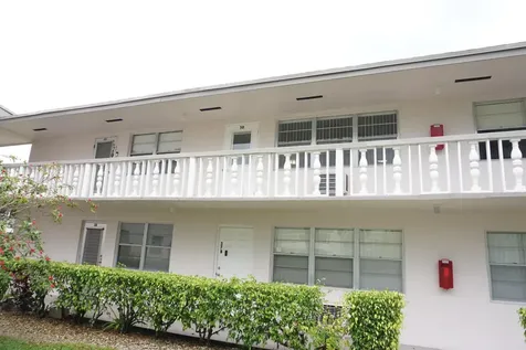 50 Canterbury B West Palm Beach FL 33417