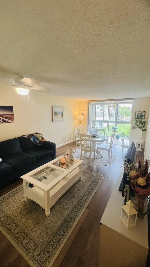 8920 Sunrise Lakes Boulevard Sunrise FL 33322