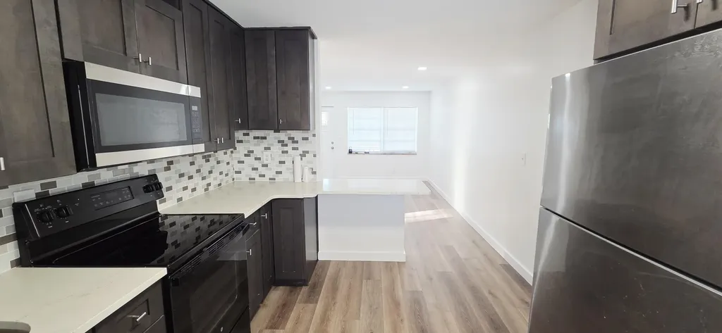 765 W 7th Street Riviera Beach FL 33404