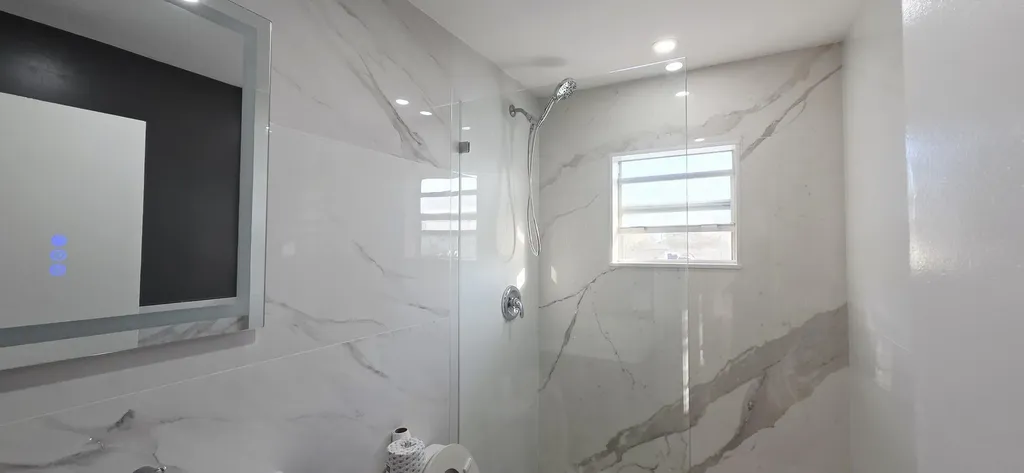 765 W 7th Street Riviera Beach FL 33404