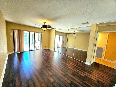 566 Village Lake Drive Weston FL 33326