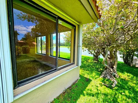566 Village Lake Drive Weston FL 33326