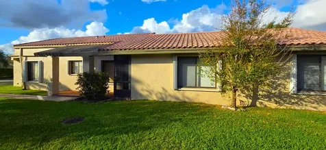 566 Village Lake Drive Weston FL 33326