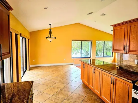 566 Village Lake Drive Weston FL 33326