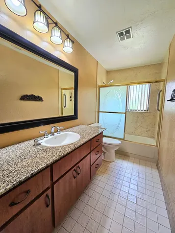 566 Village Lake Drive Weston FL 33326
