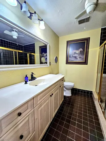 566 Village Lake Drive Weston FL 33326