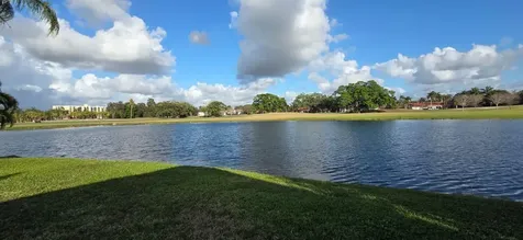 566 Village Lake Drive Weston FL 33326