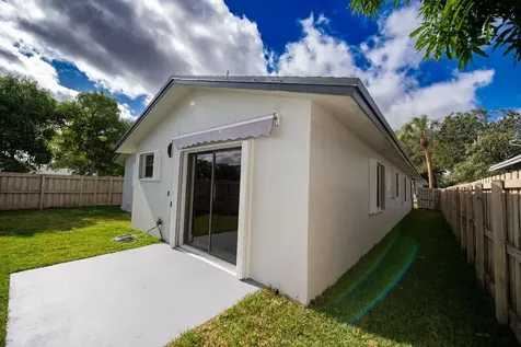 110 NW 6th Avenue Dania Beach FL 33004