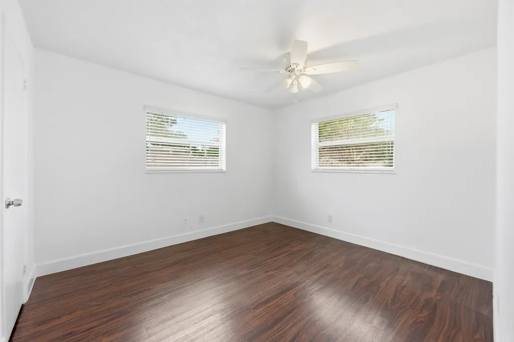 3847 Roan Court E West Palm Beach FL 33403
