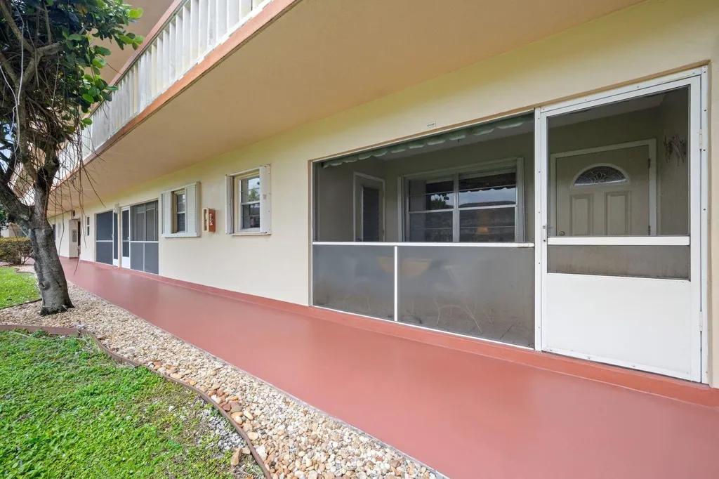 5300 Washington Street Hollywood FL 33021