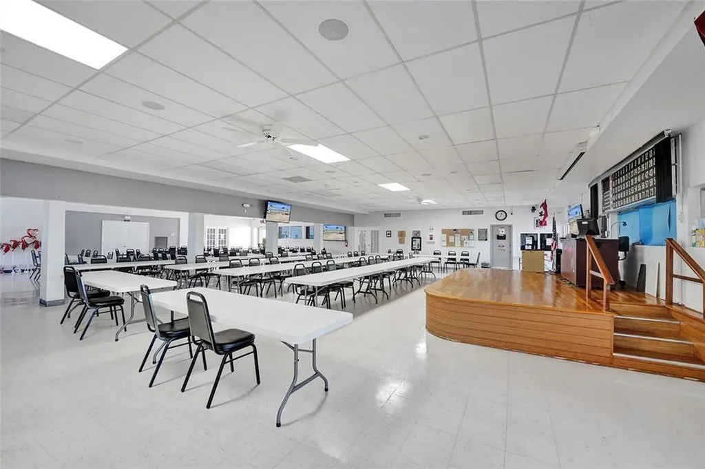 5300 Washington Street Hollywood FL 33021