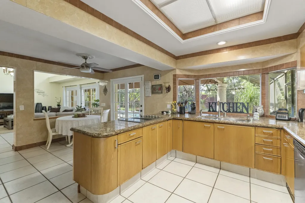 2683 NW 49th Street Boca Raton FL 33434