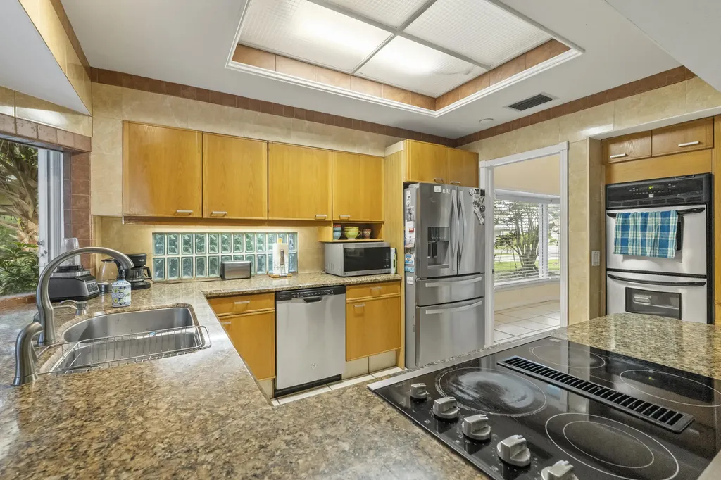 2683 NW 49th Street Boca Raton FL 33434