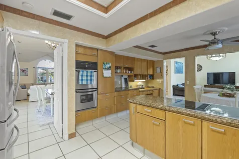 2683 NW 49th Street Boca Raton FL 33434