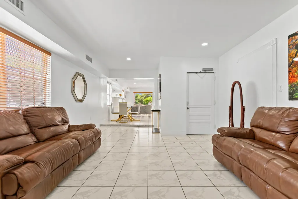 1450 W 37th Street Hialeah FL 33012