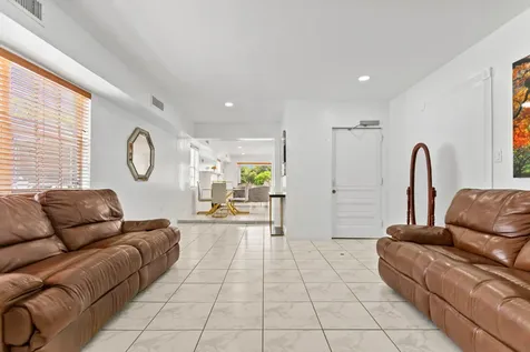 1450 W 37th Street Hialeah FL 33012