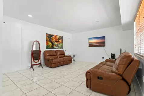 1450 W 37th Street Hialeah FL 33012