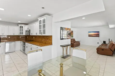1450 W 37th Street Hialeah FL 33012