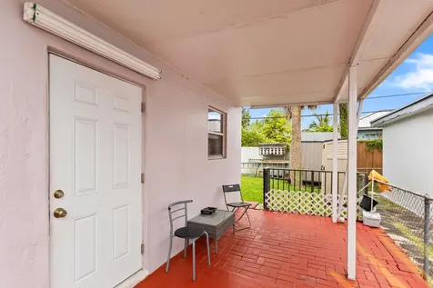 1450 W 37th Street Hialeah FL 33012