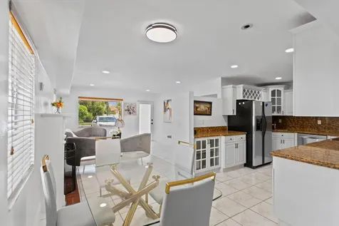 1450 W 37th Street Hialeah FL 33012