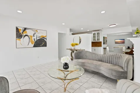 1450 W 37th Street Hialeah FL 33012