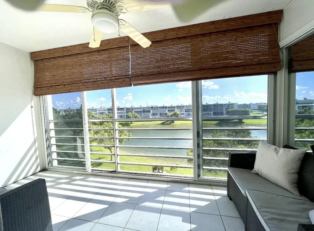4032 Newcastle B Boca Raton FL 33434