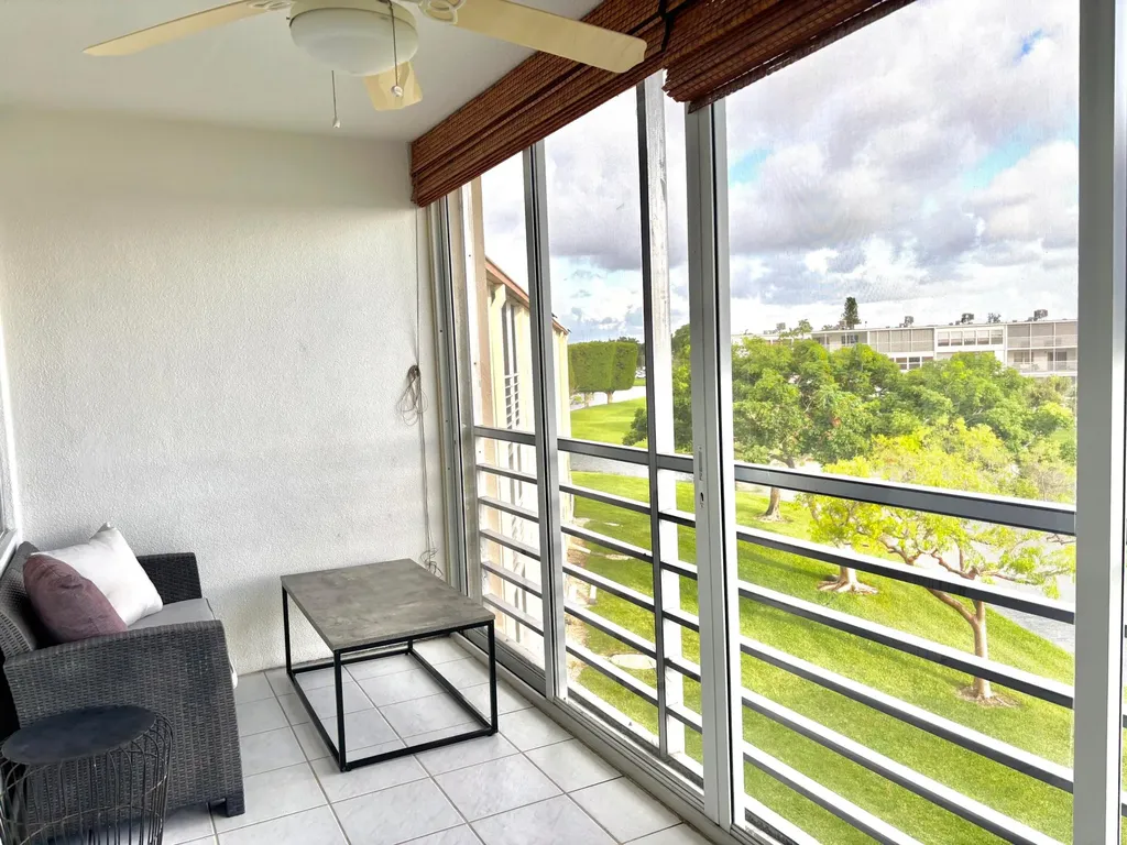 4032 Newcastle B Boca Raton FL 33434
