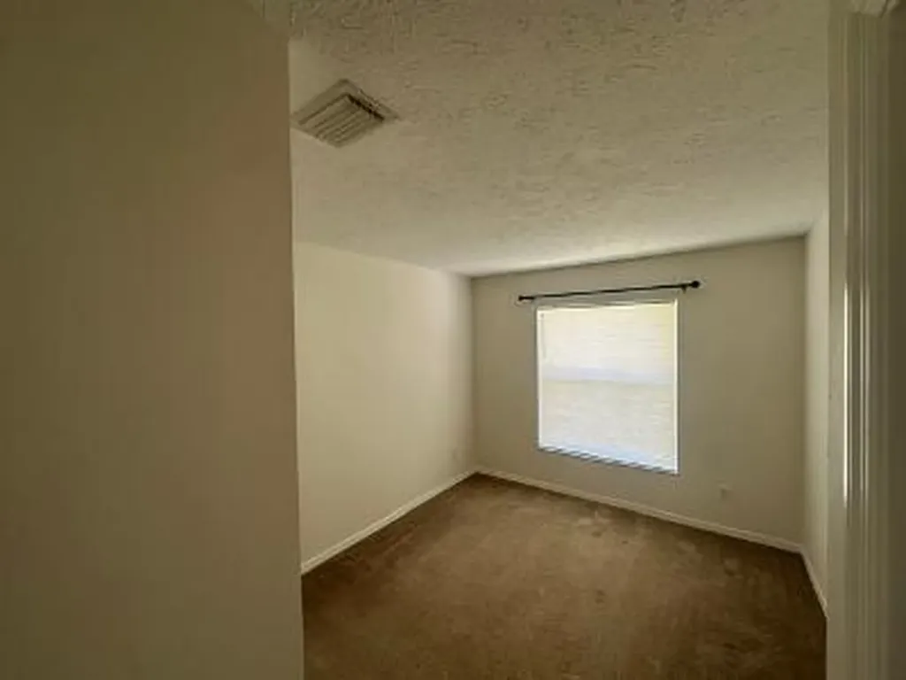 5525 NW North Lundy Circle NW Port St Lucie FL 34986