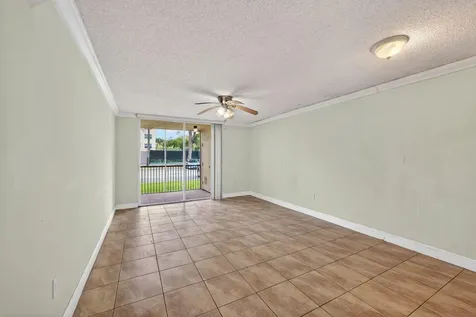 8373 Lake Drive Doral FL 33166