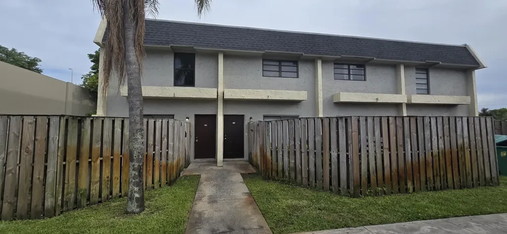 2306 NW 52nd Avenue Lauderhill FL 33313