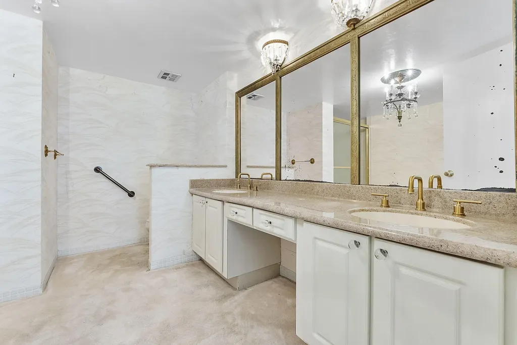 2751 S Ocean Drive Hollywood FL 33019