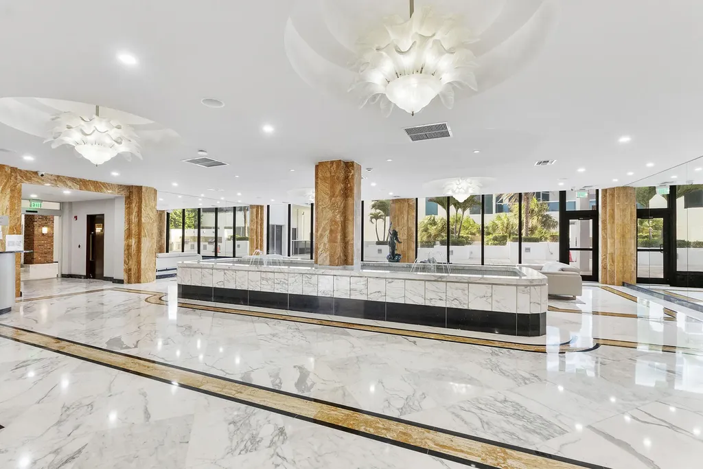 2751 S Ocean Drive Hollywood FL 33019