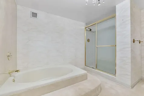 2751 S Ocean Drive Hollywood FL 33019
