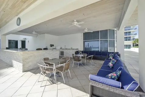 2751 S Ocean Drive Hollywood FL 33019