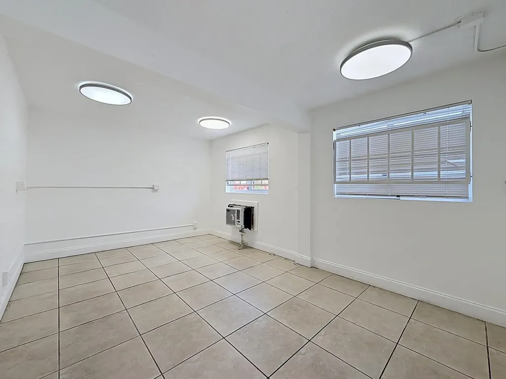 3411 NE 6th Terrace Pompano Beach FL 33064
