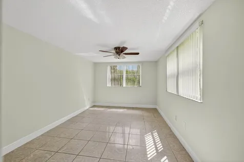 8363 Lake Drive Doral FL 33166