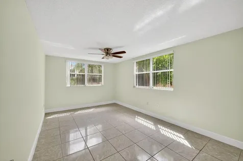 8363 Lake Drive Doral FL 33166