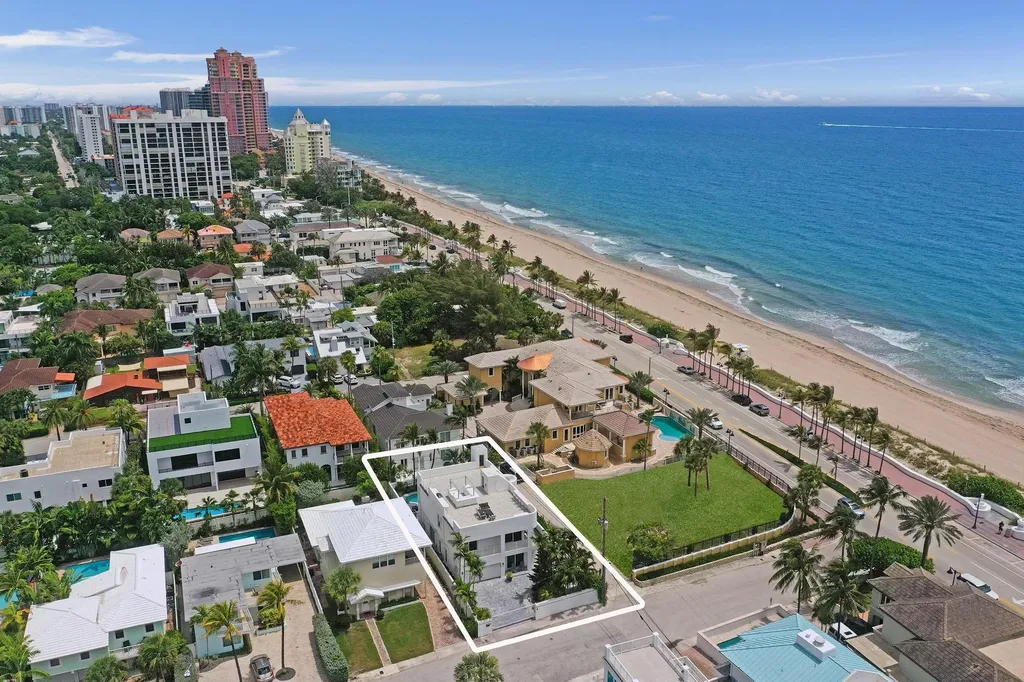 Fort Lauderdale FL, 3329 NE 16th Court