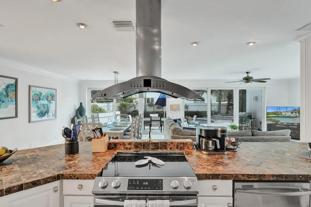 3329 NE 16th Court Fort Lauderdale FL 33305