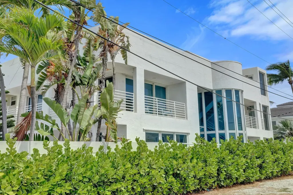3329 NE 16th Court Fort Lauderdale FL 33305