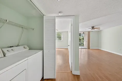 8373 Lake Drive Doral FL 33166