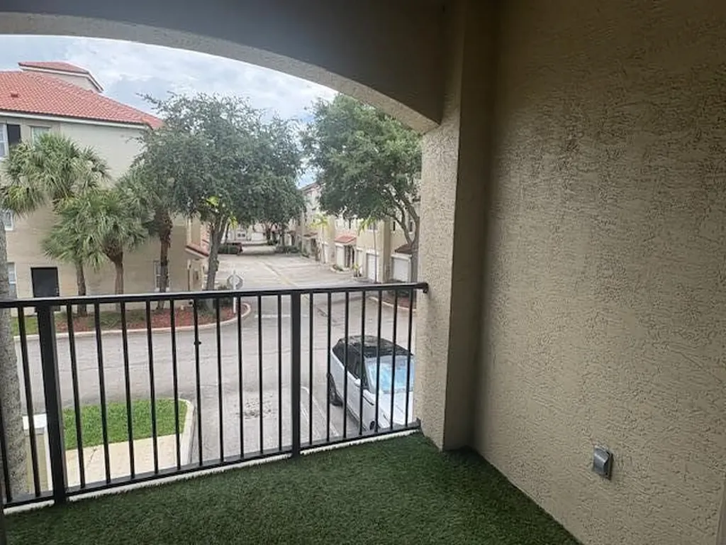 5980 W Sample Road Coral Springs FL 33063