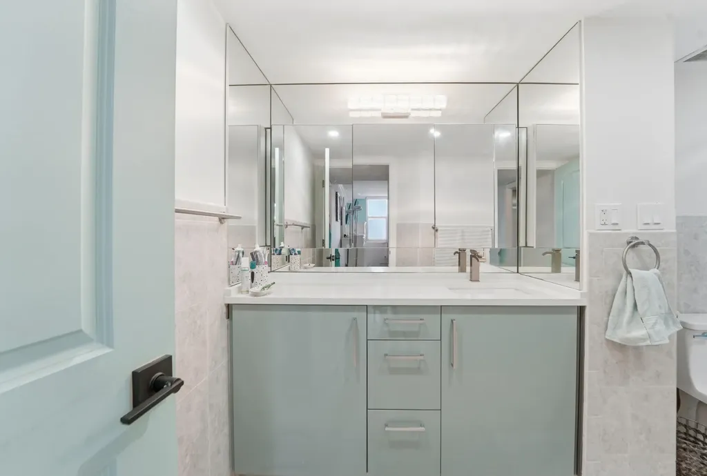 1149 Hillsboro Hillsboro Beach FL 33062