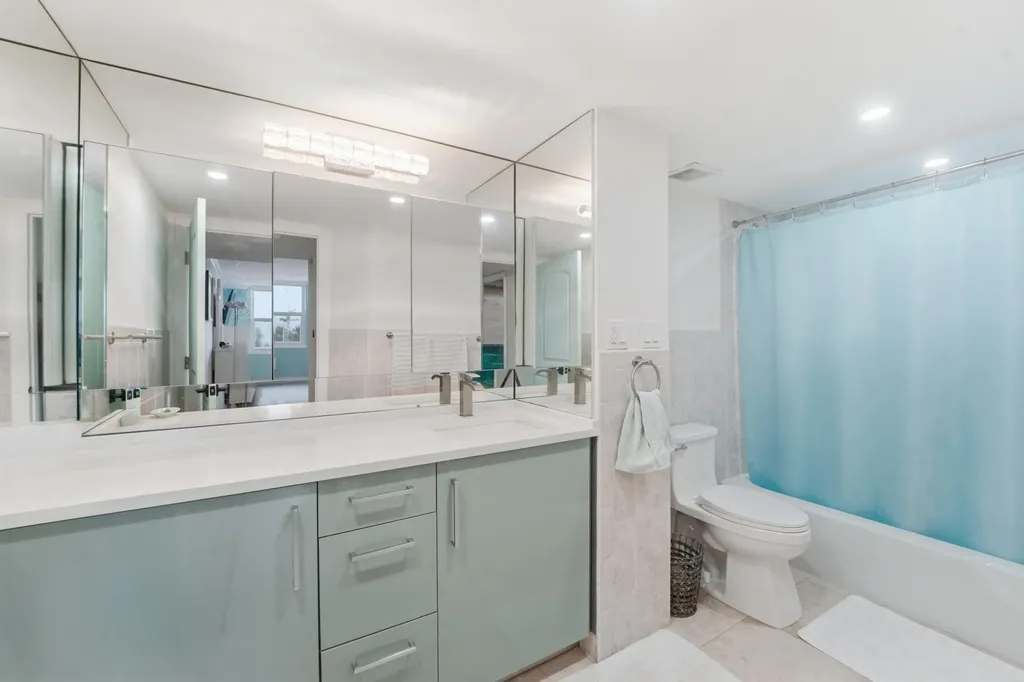 1149 Hillsboro Hillsboro Beach FL 33062